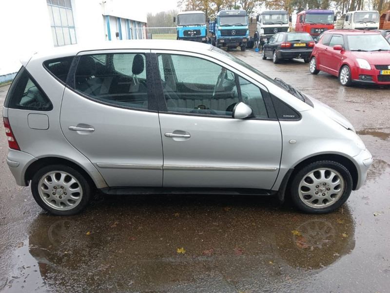 Mercedes-Benz A-Klasse A 160 Elegance , Airco - هاتشباك: صور 5 Mercedes-Benz A-Klasse A 160 Elegance , Airco - هاتشباك: صور 5