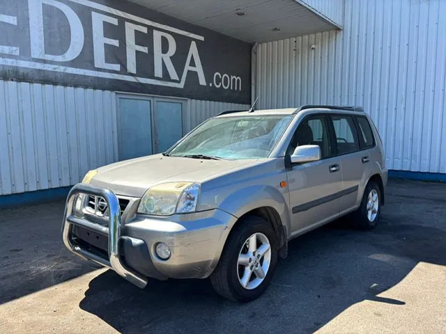 Nissan X-Trail 2.2 DCi , 4x4 , Airco , Export - سيارة دفع رباعي: صور 1 Nissan X-Trail 2.2 DCi , 4x4 , Airco , Export - سيارة دفع رباعي: صور 1