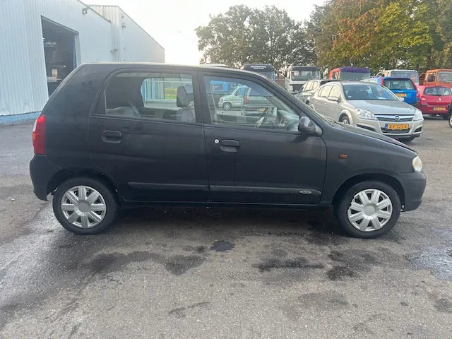 Suzuki Alto 1.0 - 16V , 5 drs. , Handel / export - سيارة: صور 5 Suzuki Alto 1.0 - 16V , 5 drs. , Handel / export - سيارة: صور 5