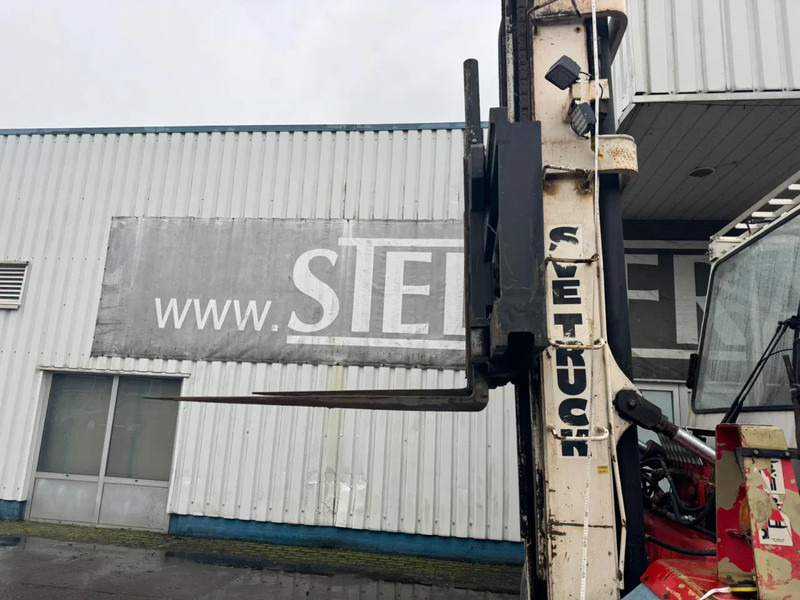 رافعة شوكية ديزل Svetruck 860-28 Pneumatic Tire Forklift: صور 8
