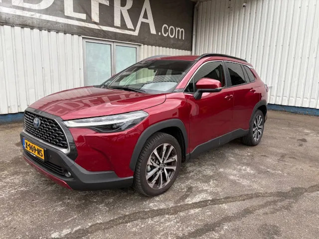 Toyota Corolla Cross Hybrid 140 Dynamic - سيارة دفع رباعي: صور 1 Toyota Corolla Cross Hybrid 140 Dynamic - سيارة دفع رباعي: صور 1