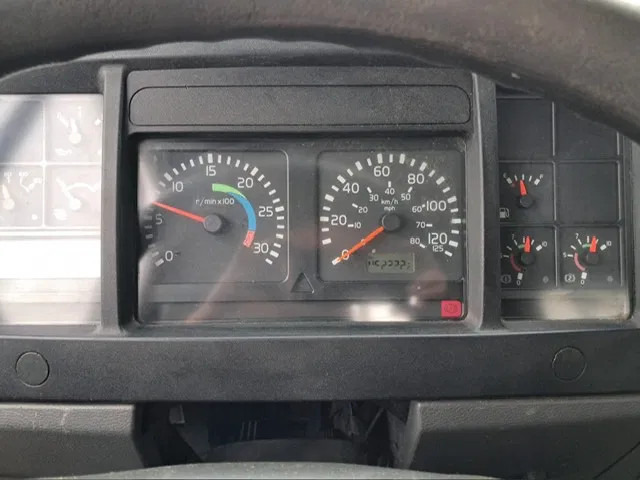 شاحنة نقل سيارات شاحنة Volvo FL6-07 , Plateau / Car Transporter, Spring Suspension: صور 14 شاحنة نقل سيارات شاحنة Volvo FL6-07 , Plateau / Car Transporter, Spring Suspension: صور 14