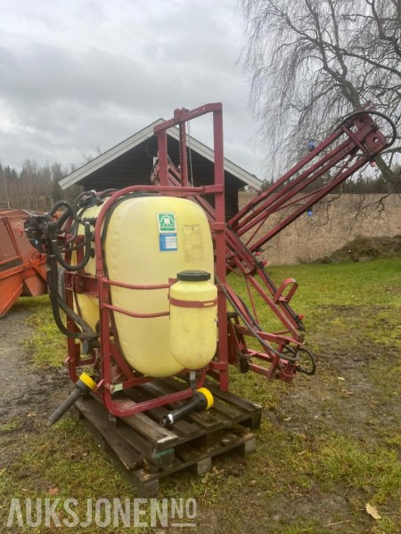 1900 Hardi 12m Sprøyte - الآلات والماكينات الزراعية: صور 2 1900 Hardi 12m Sprøyte - الآلات والماكينات الزراعية: صور 2