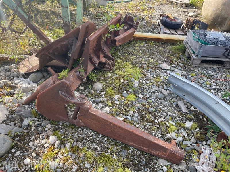 1900 Traktor-/maskinskjær eldre modell - الآلات والماكينات الزراعية: صور 4 1900 Traktor-/maskinskjær eldre modell - الآلات والماكينات الزراعية: صور 4