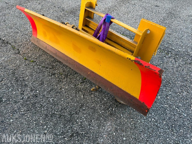 1900 kommunal skjær med euro feste - الآلات والماكينات الزراعية: صور 2 1900 kommunal skjær med euro feste - الآلات والماكينات الزراعية: صور 2