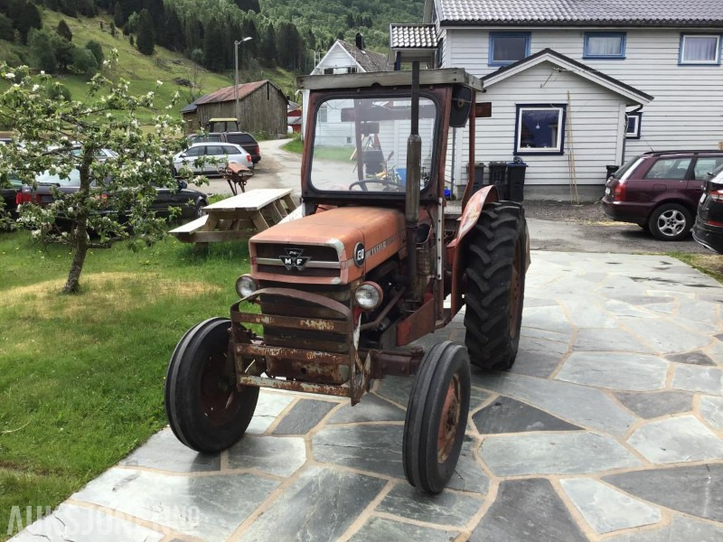 1966 Massey-Ferguson 130 Traktor m/Dalen-skuffe - جرار: صور 1 1966 Massey-Ferguson 130 Traktor m/Dalen-skuffe - جرار: صور 1