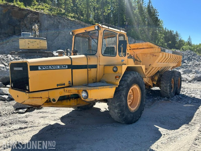 قلابة شاحنة 1979 Volvo 860S Dumper 6x4 Hvite Skilt: صور 1