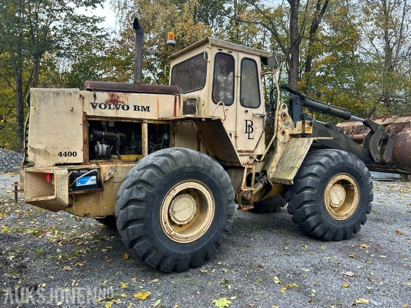 1980 Volvo BM4400 hjullaster / BM-feste - اللودر بعجل: صور 1 1980 Volvo BM4400 hjullaster / BM-feste - اللودر بعجل: صور 1