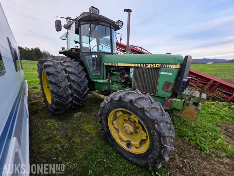 1982 John Deere 3140 traktor tvillinghjul - جرار: صور 3 1982 John Deere 3140 traktor tvillinghjul - جرار: صور 3