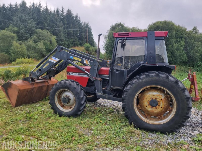 1990 CASE IH 956XL TRAKTOR snøfres 2 skuffer triangelfeste MVA FRI - جرار: صور 5 1990 CASE IH 956XL TRAKTOR snøfres 2 skuffer triangelfeste MVA FRI - جرار: صور 5
