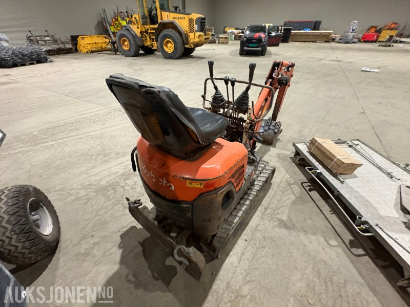 1999 Kubota K008-3 minigraver - حفارة: صور 3 1999 Kubota K008-3 minigraver - حفارة: صور 3
