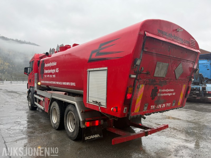 1999 Scania R124 Spyle/sugebil med Korp&Son påbygg - سيارة بلدية: صور 3 1999 Scania R124 Spyle/sugebil med Korp&Son påbygg - سيارة بلدية: صور 3