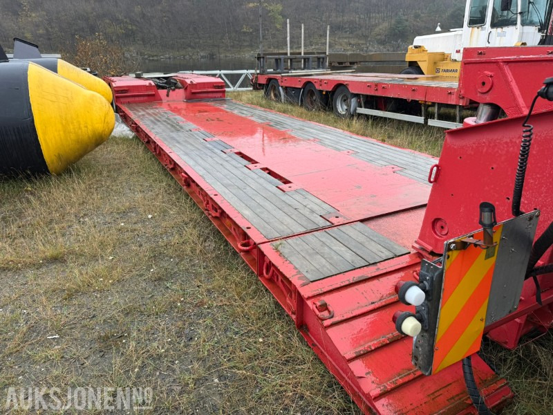 2000 Faymonville Es-Ge Mega brønntralle – 8 m plan + 5 m uttrekk, avtagbar svanehals, tvangsstyring - مقطورة: صور 4 2000 Faymonville Es-Ge Mega brønntralle – 8 m plan + 5 m uttrekk, avtagbar svanehals, tvangsstyring - مقطورة: صور 4