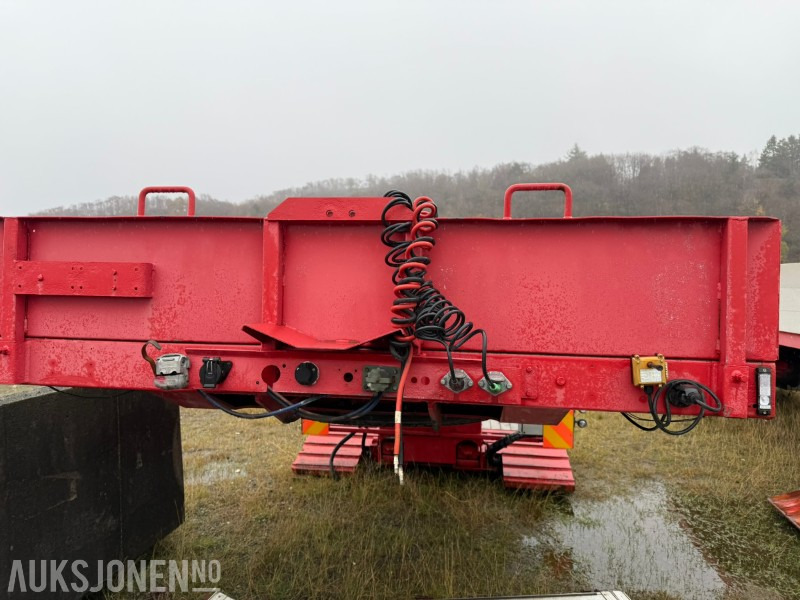 2000 Faymonville Es-Ge Mega brønntralle – 8 m plan + 5 m uttrekk, avtagbar svanehals, tvangsstyring - مقطورة: صور 2 2000 Faymonville Es-Ge Mega brønntralle – 8 m plan + 5 m uttrekk, avtagbar svanehals, tvangsstyring - مقطورة: صور 2