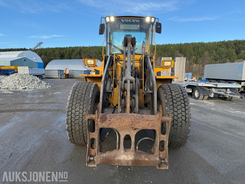 2001 Volvo L90D - 17 000kg - 8868t - اللودر بعجل: صور 2 2001 Volvo L90D - 17 000kg - 8868t - اللودر بعجل: صور 2