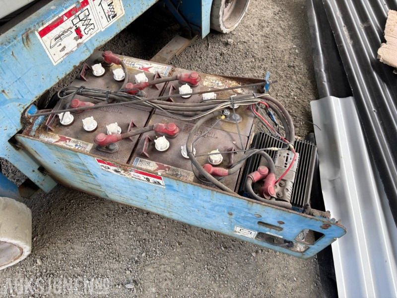 2002 Genie GS-1932 - 277 timer - منصات هيدروليكية متنقلة: صور 5 2002 Genie GS-1932 - 277 timer - منصات هيدروليكية متنقلة: صور 5