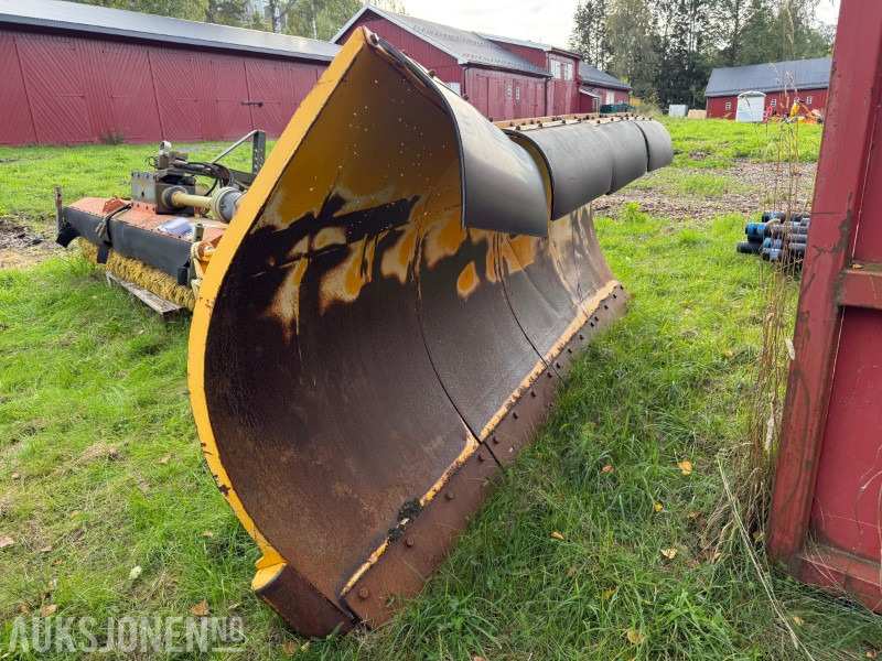 2002 Kahlbacher PRAXOS 270 Brøyteskjær - الآلات والماكينات الزراعية: صور 2 2002 Kahlbacher PRAXOS 270 Brøyteskjær - الآلات والماكينات الزراعية: صور 2
