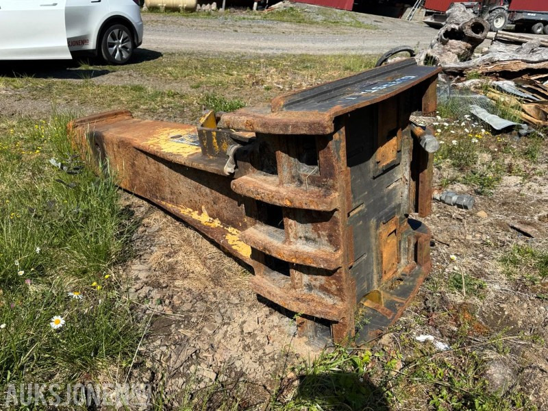 2004 Atlas Copco HB3000 pigghammer - ملحقات - آلات البناء: صور 4 2004 Atlas Copco HB3000 pigghammer - ملحقات - آلات البناء: صور 4