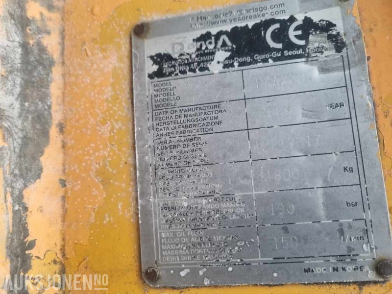 2004 D&A 220V pigghammer S60 feste - ملحقات - آلات البناء: صور 2 2004 D&A 220V pigghammer S60 feste - ملحقات - آلات البناء: صور 2