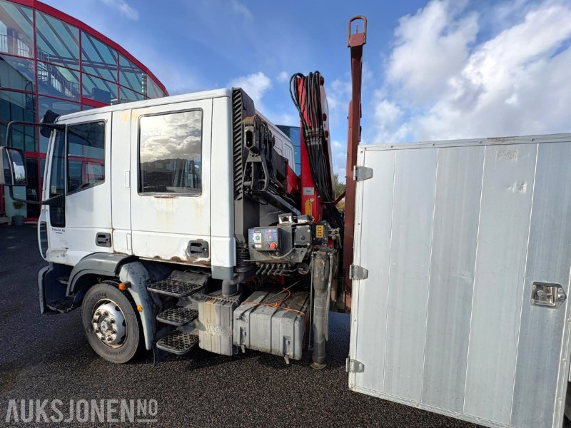 2004 Iveco 120E24 EUROCARGO kranbil - registrert for 5 sitteplasser - شاحنة كرين: صور 5 2004 Iveco 120E24 EUROCARGO kranbil - registrert for 5 sitteplasser - شاحنة كرين: صور 5