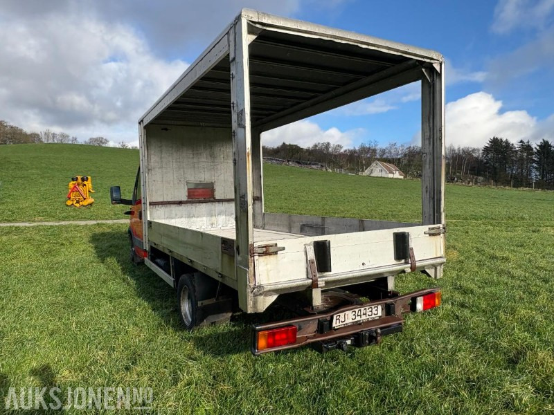 2004 Iveco Daily Med aluminiums plan og kapell ramme - شاحنات مسطحة: صور 5 2004 Iveco Daily Med aluminiums plan og kapell ramme - شاحنات مسطحة: صور 5