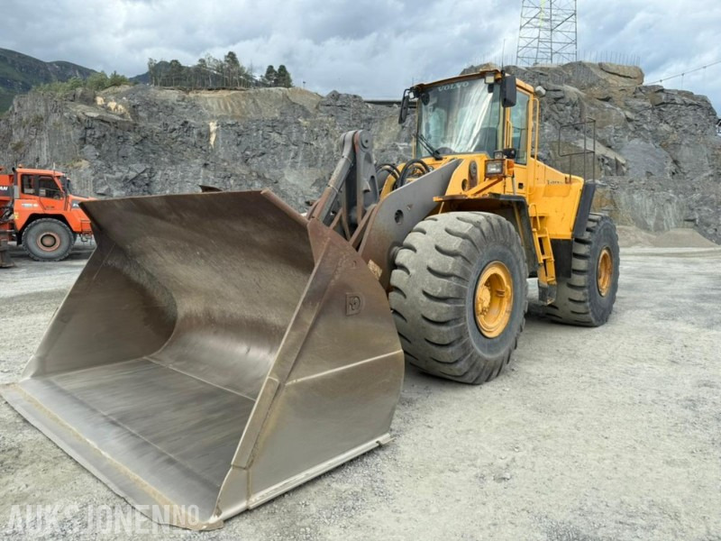 2005 Volvo L220E HJULLASTER - 15364 Timer - اللودر بعجل: صور 1 2005 Volvo L220E HJULLASTER - 15364 Timer - اللودر بعجل: صور 1