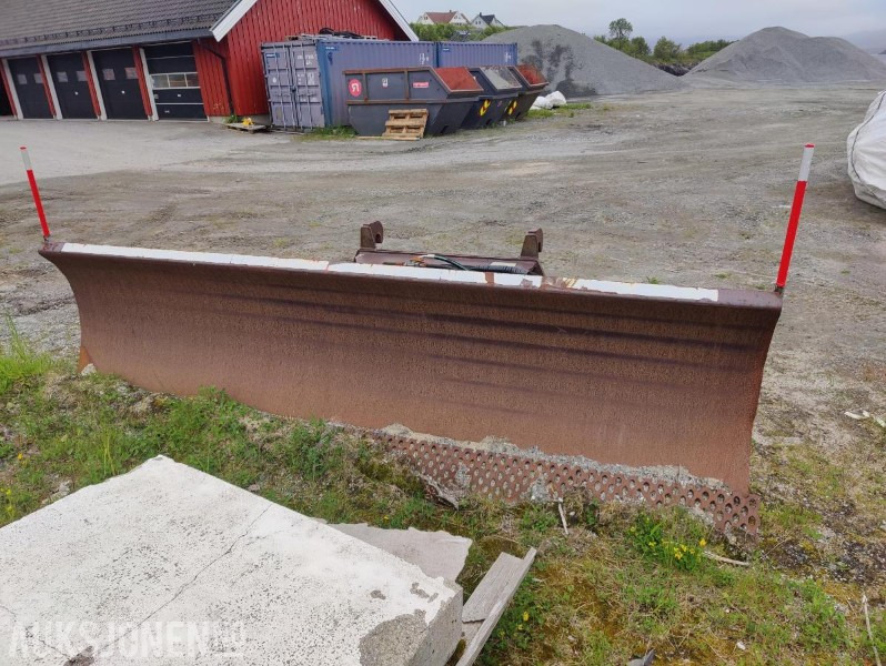 2005 YPV- Skjær/Isriveskjær med BM feste - ملحقات - آلات البناء: صور 1 2005 YPV- Skjær/Isriveskjær med BM feste - ملحقات - آلات البناء: صور 1