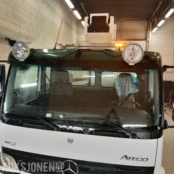 2006 Mercedes-Benz 1223/36AT LIFT BIL NYLIG EU OK OG sertifisert Arbeidshøyde 17m - سيارة بلدية: صور 3 2006 Mercedes-Benz 1223/36AT LIFT BIL NYLIG EU OK OG sertifisert Arbeidshøyde 17m - سيارة بلدية: صور 3