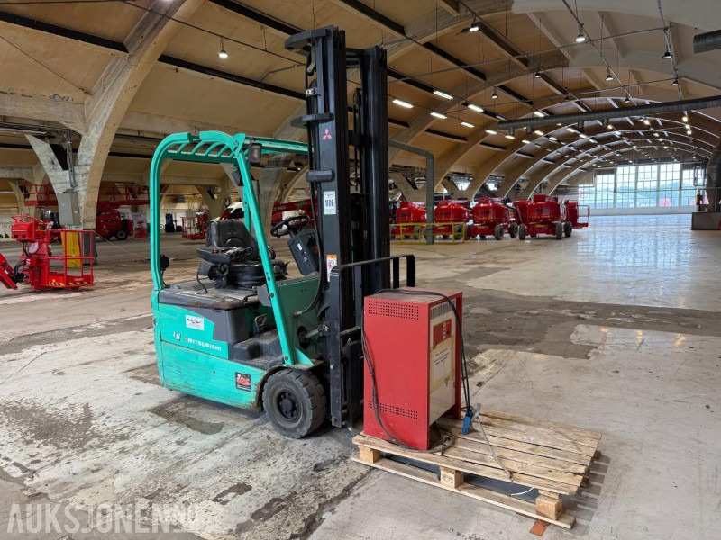 2006 Mitsubishi FB16NT gaffeltruck m/lader. - معدات المناولة: صور 2 2006 Mitsubishi FB16NT gaffeltruck m/lader. - معدات المناولة: صور 2