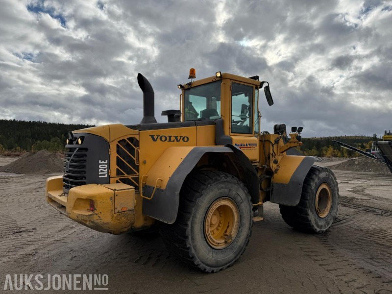 2006 Volvo L120E - Sentralsmøring - 14887 timer - اللودر بعجل: صور 5 2006 Volvo L120E - Sentralsmøring - 14887 timer - اللودر بعجل: صور 5