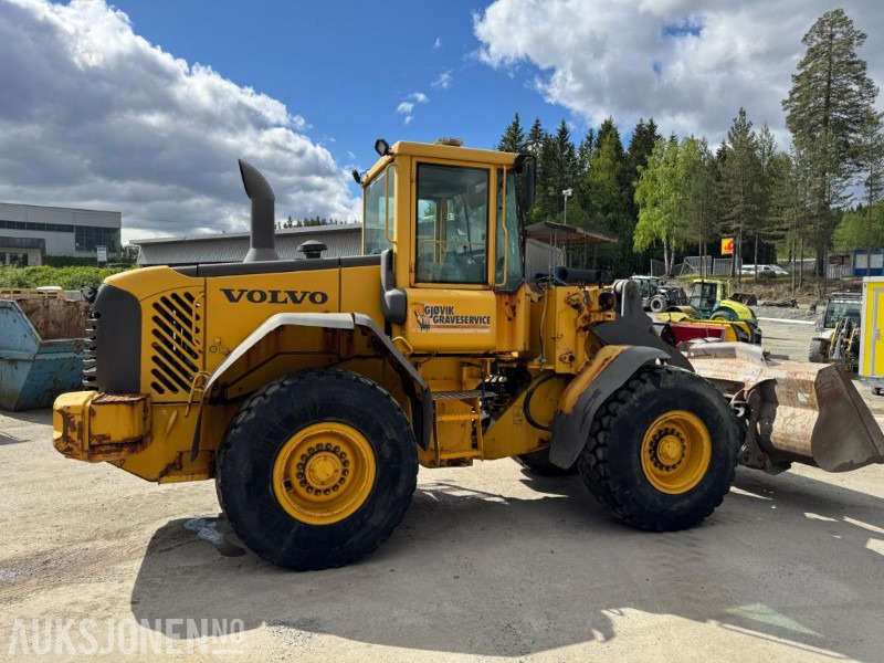 2006 Volvo L70E med skuffe - اللودر بعجل: صور 5 2006 Volvo L70E med skuffe - اللودر بعجل: صور 5