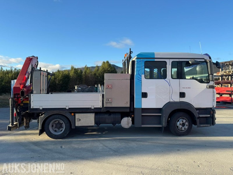 2007 MAN TGL 8.180 4X2 LINJEBIL MED KRAN OG MASSE UTSTYR - شاحنة كرين: صور 4 2007 MAN TGL 8.180 4X2 LINJEBIL MED KRAN OG MASSE UTSTYR - شاحنة كرين: صور 4
