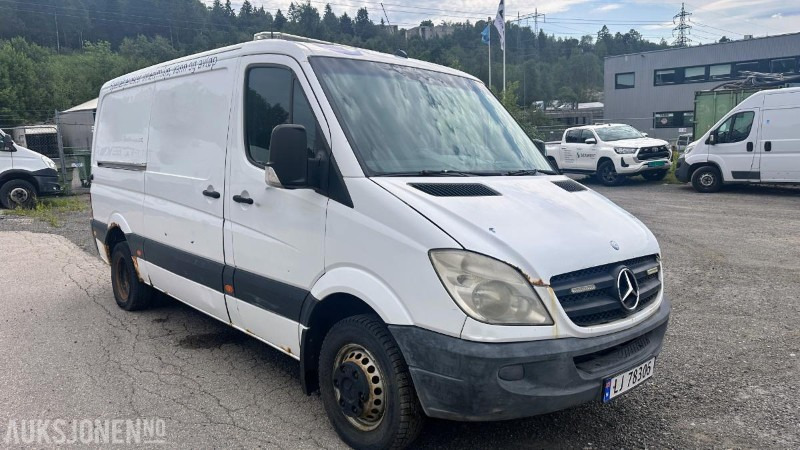 2007 Mercedes-Benz Sprinter 518 CDI | Spylebil | 184 hk | Komplett rigg med tank og slangetromler - سيارة بلدية: صور 3 2007 Mercedes-Benz Sprinter 518 CDI | Spylebil | 184 hk | Komplett rigg med tank og slangetromler - سيارة بلدية: صور 3