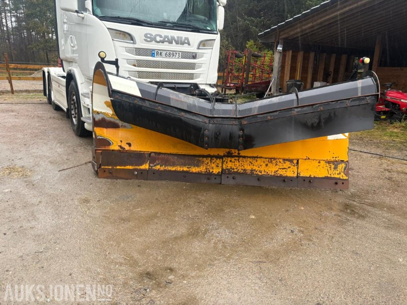 2008 Andre Tellefstal - معدات البناء: صور 1 2008 Andre Tellefstal - معدات البناء: صور 1