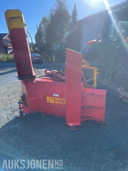 2008 Duun Vf 252 snøfres - الآلات والماكينات الزراعية: صور 3 2008 Duun Vf 252 snøfres - الآلات والماكينات الزراعية: صور 3
