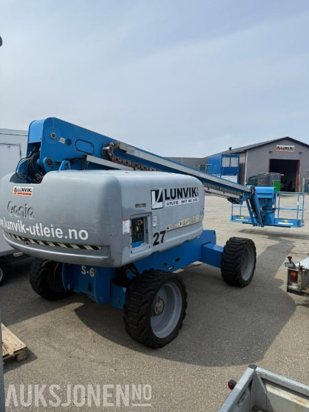 2008 Genie S-65 Teleskopisk bomlift - 4x4 - منصات هيدروليكية متنقلة: صور 1 2008 Genie S-65 Teleskopisk bomlift - 4x4 - منصات هيدروليكية متنقلة: صور 1