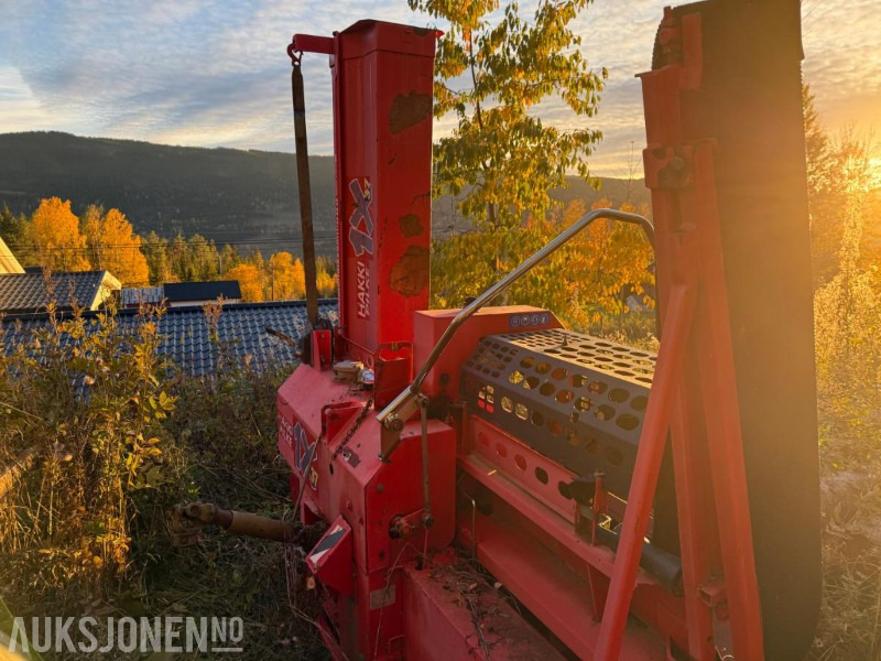 2008 Hakki pilke 1X 37cm Vedmaskin - الآلات والماكينات الزراعية: صور 3 2008 Hakki pilke 1X 37cm Vedmaskin - الآلات والماكينات الزراعية: صور 3