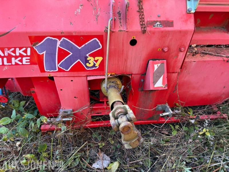 2008 Hakki pilke 1X 37cm Vedmaskin - الآلات والماكينات الزراعية: صور 5 2008 Hakki pilke 1X 37cm Vedmaskin - الآلات والماكينات الزراعية: صور 5