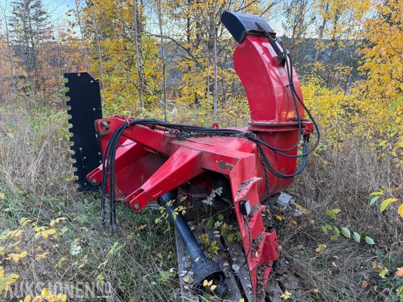 2008 Tokvam snøfreser 232HS - الآلات والماكينات الزراعية: صور 1 2008 Tokvam snøfreser 232HS - الآلات والماكينات الزراعية: صور 1