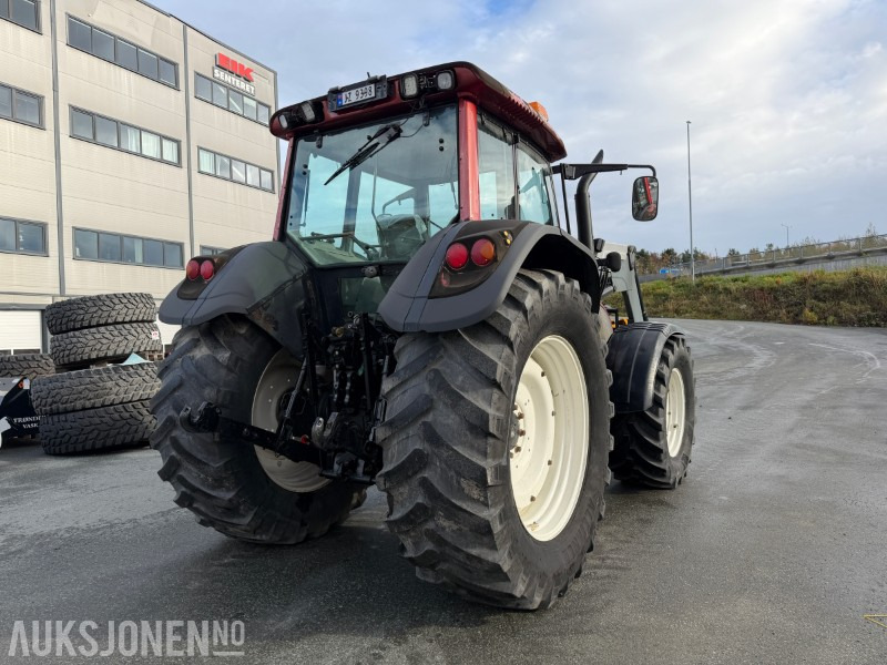 2008 Valtra T-180 Traktor med frontlaster / 1362 timer - جرار: صور 4 2008 Valtra T-180 Traktor med frontlaster / 1362 timer - جرار: صور 4