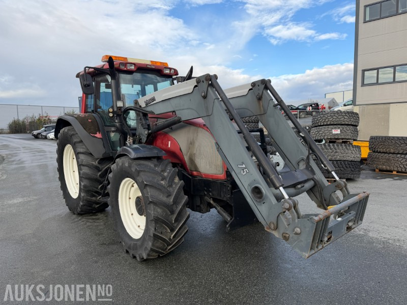 2008 Valtra T-180 Traktor med frontlaster / 1362 timer - جرار: صور 2 2008 Valtra T-180 Traktor med frontlaster / 1362 timer - جرار: صور 2