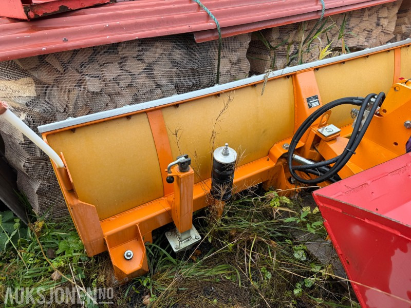 2008 ZAUGG AG Eggiwil (Sveits) G8K-240 snøskjær / snøplog - الآلات والماكينات الزراعية: صور 3 2008 ZAUGG AG Eggiwil (Sveits) G8K-240 snøskjær / snøplog - الآلات والماكينات الزراعية: صور 3