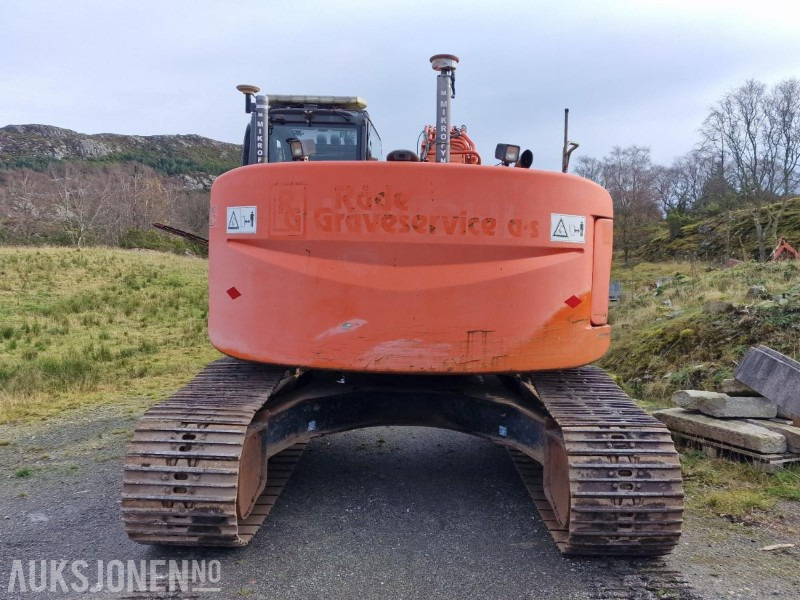 2009 Hitachi ZX225USLC-3 Beltegraver m/GPS/Rototilt med klype/3 skuffer, 12800 timer - حفارة: صور 5 2009 Hitachi ZX225USLC-3 Beltegraver m/GPS/Rototilt med klype/3 skuffer, 12800 timer - حفارة: صور 5