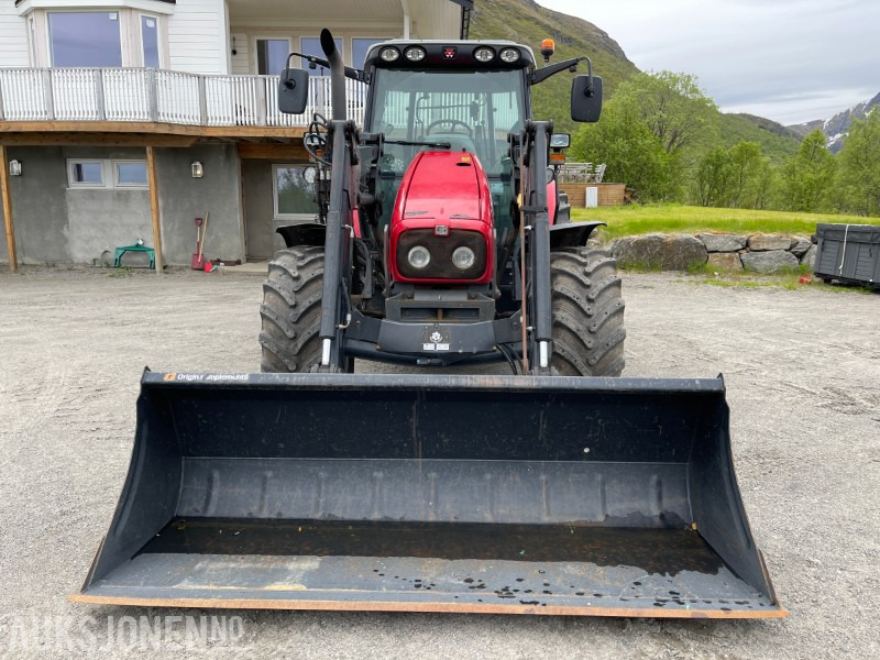 2009 Massey Ferguson MF 5435 Dyna-4 Med frontlaster og snøskuffe - جرار: صور 3 2009 Massey Ferguson MF 5435 Dyna-4 Med frontlaster og snøskuffe - جرار: صور 3