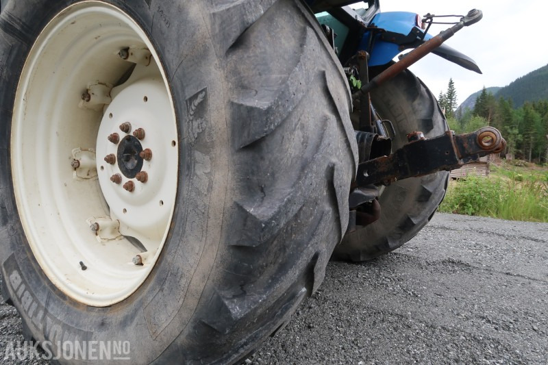 جرار 2009 New Holland T5060 Traktor / 8550 timer: صور 11