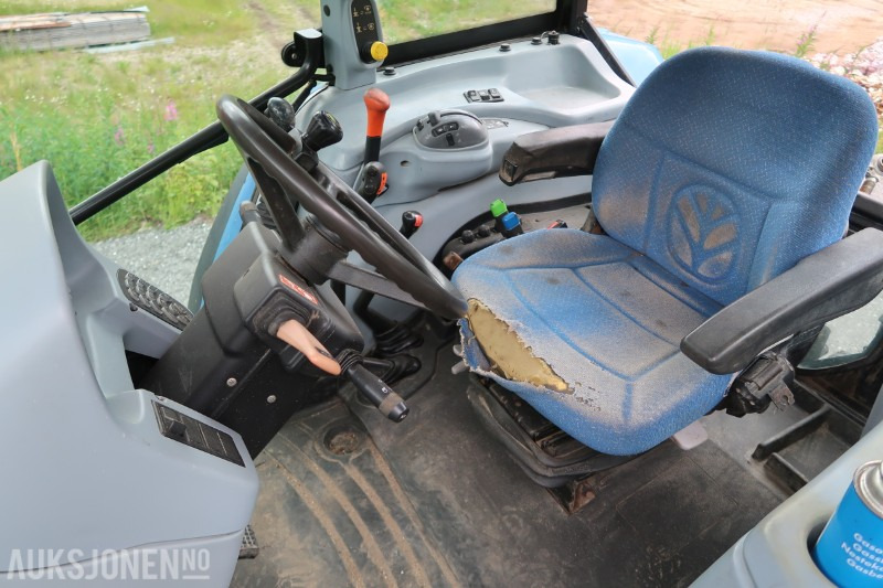 جرار 2009 New Holland T5060 Traktor / 8550 timer: صور 20