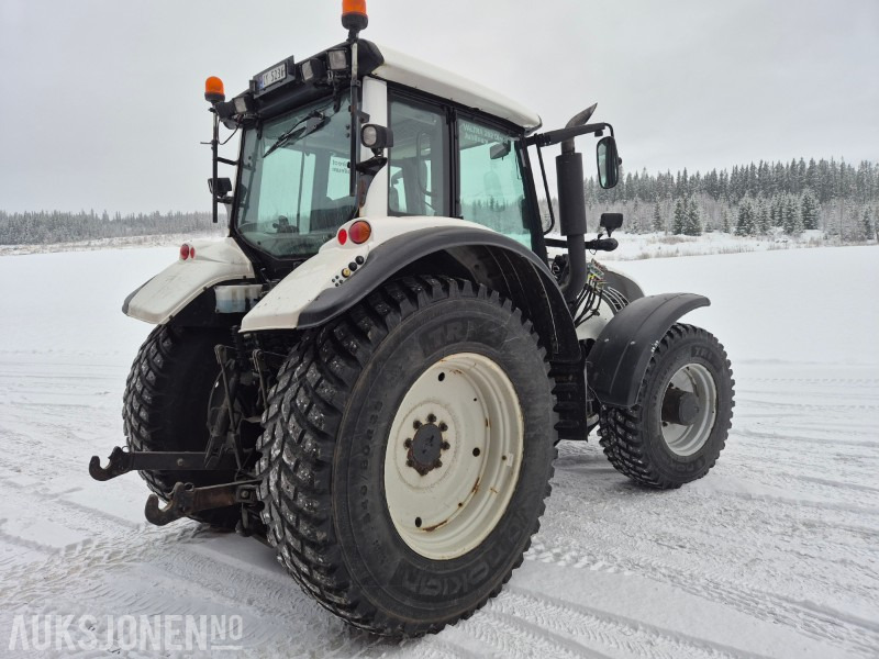 2009 Valtra T202 Direct Jubileum, laster, 50 km/t - جرار: صور 5 2009 Valtra T202 Direct Jubileum, laster, 50 km/t - جرار: صور 5