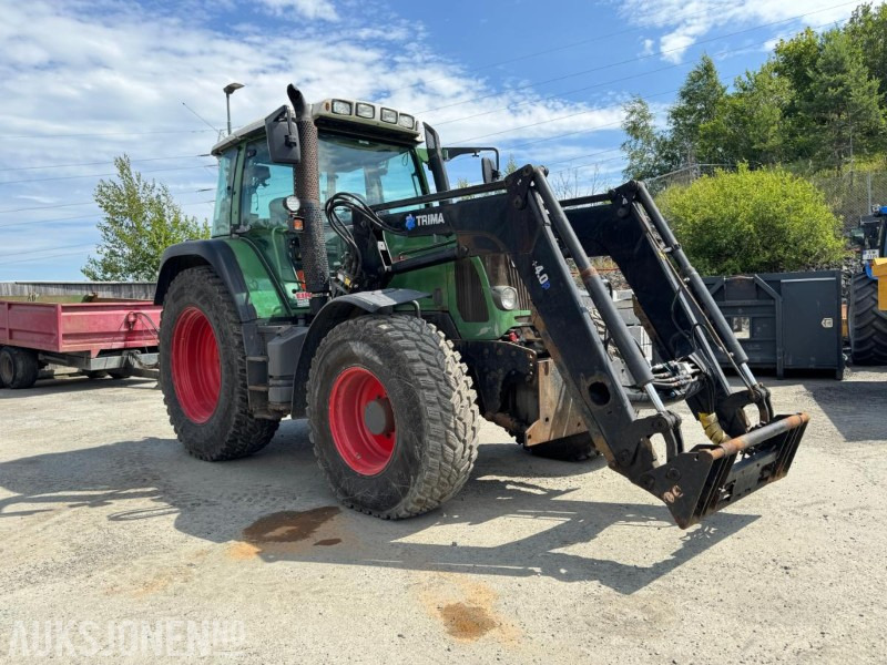2010 Fendt 412 Vario traktor m/Trima frontlaster –9793 t – V-plog + ekstra hjulsett inkl. - جرار: صور 5 2010 Fendt 412 Vario traktor m/Trima frontlaster –9793 t – V-plog + ekstra hjulsett inkl. - جرار: صور 5
