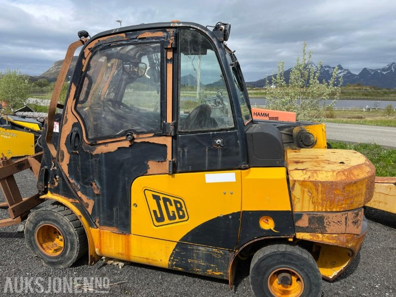 2010 JCB 80/1269/EEC TELESKOP TRUCK - رافعة تلسكوبية: صور 3 2010 JCB 80/1269/EEC TELESKOP TRUCK - رافعة تلسكوبية: صور 3