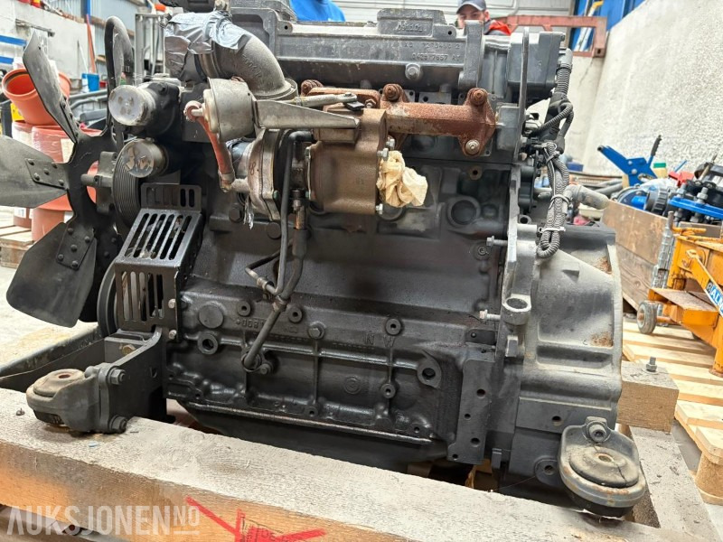 2010 KEESTRACK - DEUTZ motor / NY TURBO / NYE INJEKTORER - repobjekt/delemotor - المحرك - آلات البناء: صور 5 2010 KEESTRACK - DEUTZ motor / NY TURBO / NYE INJEKTORER - repobjekt/delemotor - المحرك - آلات البناء: صور 5